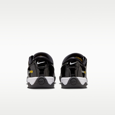 Nike Total 90 Checkered Men's Shoes. Nike.com